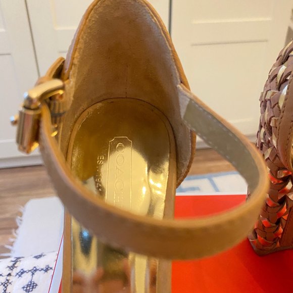 COACH Terri Veg Calf Formal Block Heel 7.5M - Picture 9 of 13